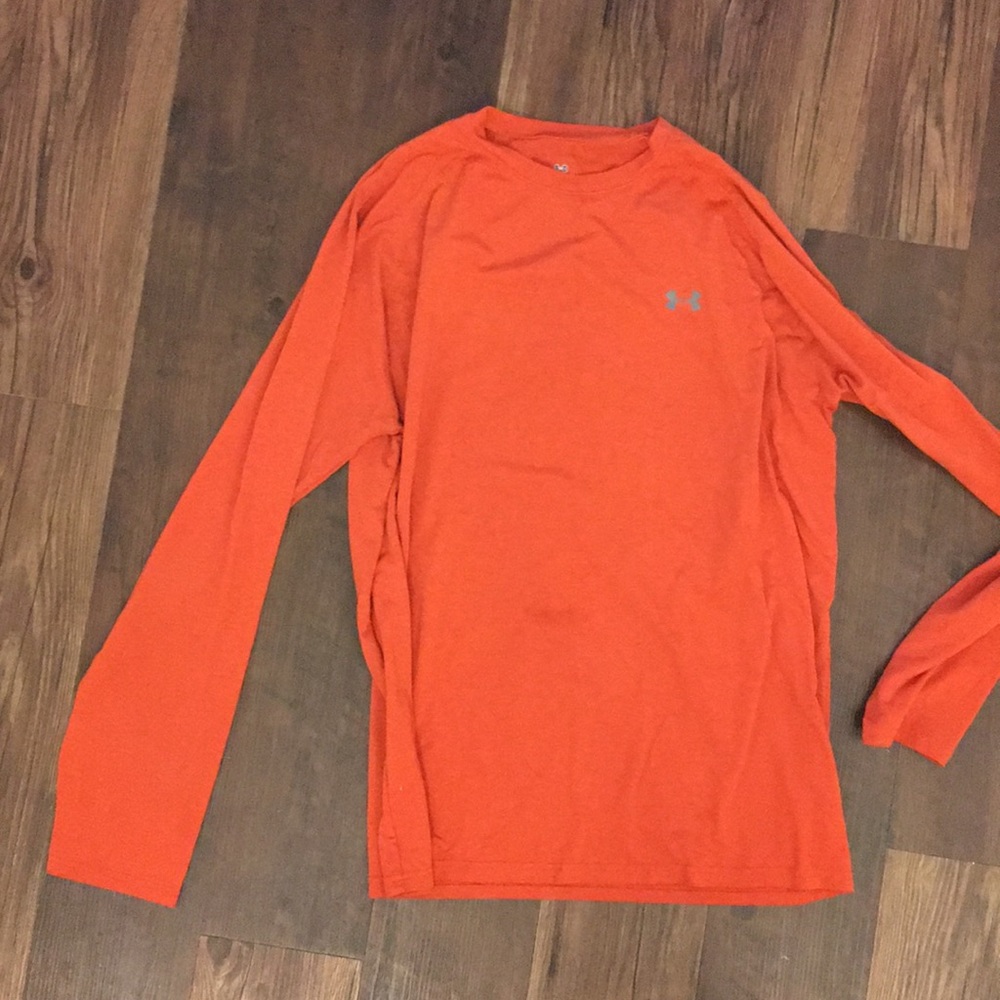 Activewear long sleeve tee